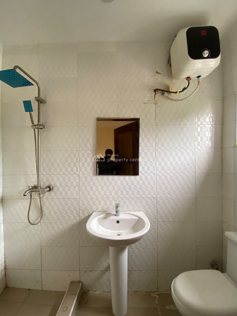 Spacious Sharp 2 Bedroom Apartment Upstairs, Ogidan, Sangotedo, Ajah, Lagos, Flat / Apartment for Rent