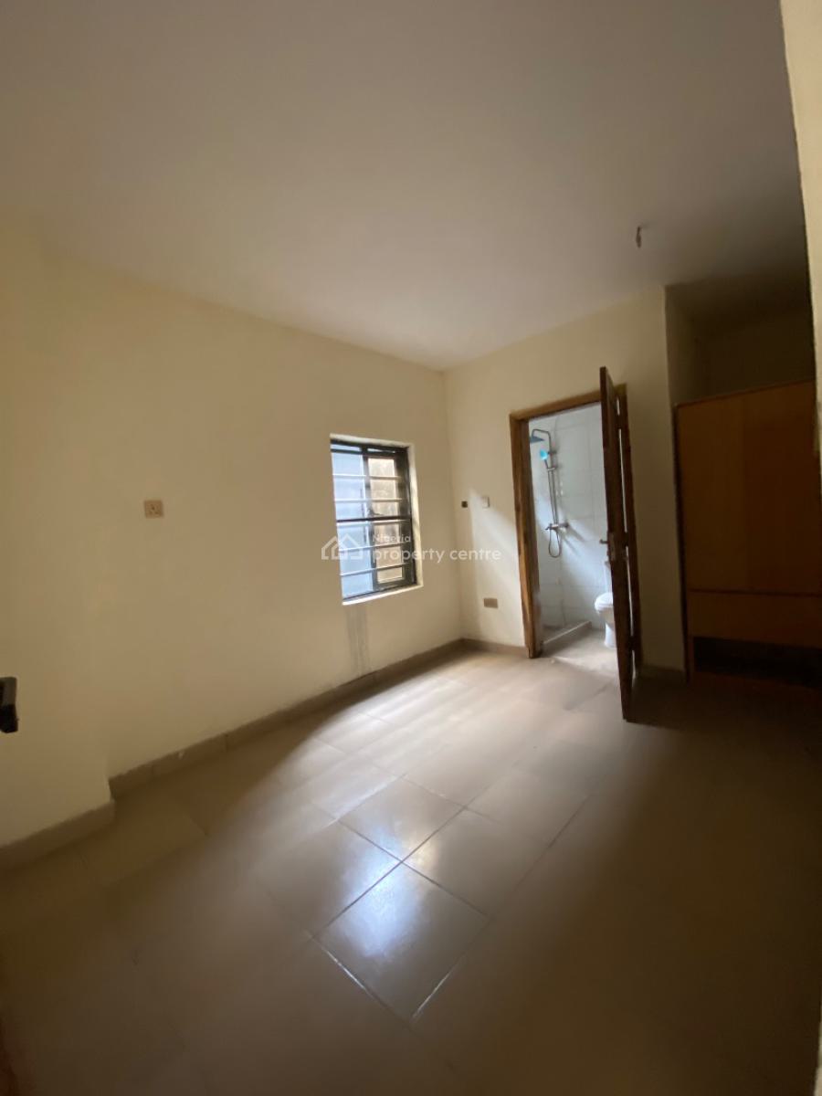 Spacious Sharp 2 Bedroom Apartment Upstairs, Ogidan, Sangotedo, Ajah, Lagos, Flat / Apartment for Rent