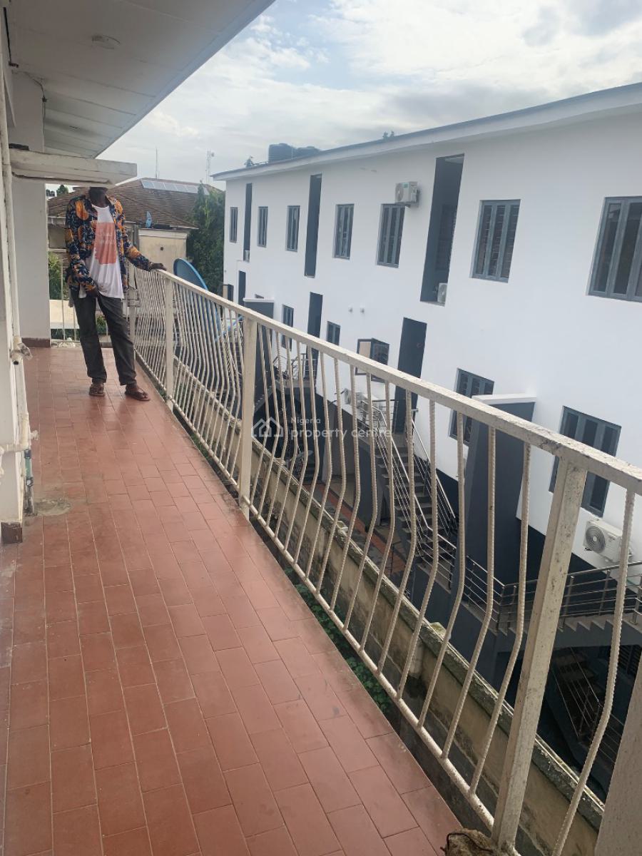 Well Maintained 3 Bedrooms Flat, Ikeja Gra, Ikeja, Lagos, Flat / Apartment for Rent