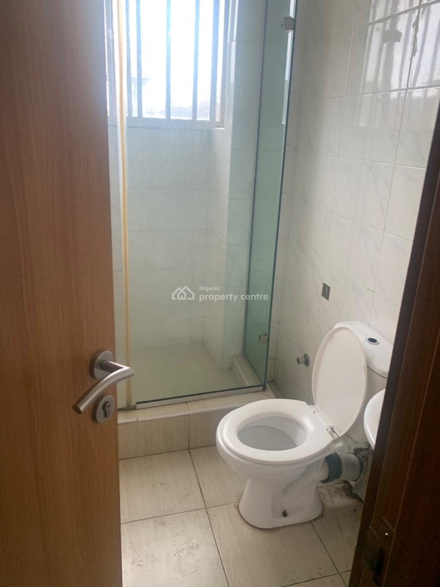 Well Maintained 3 Bedrooms Flat, Ikeja Gra, Ikeja, Lagos, Flat / Apartment for Rent