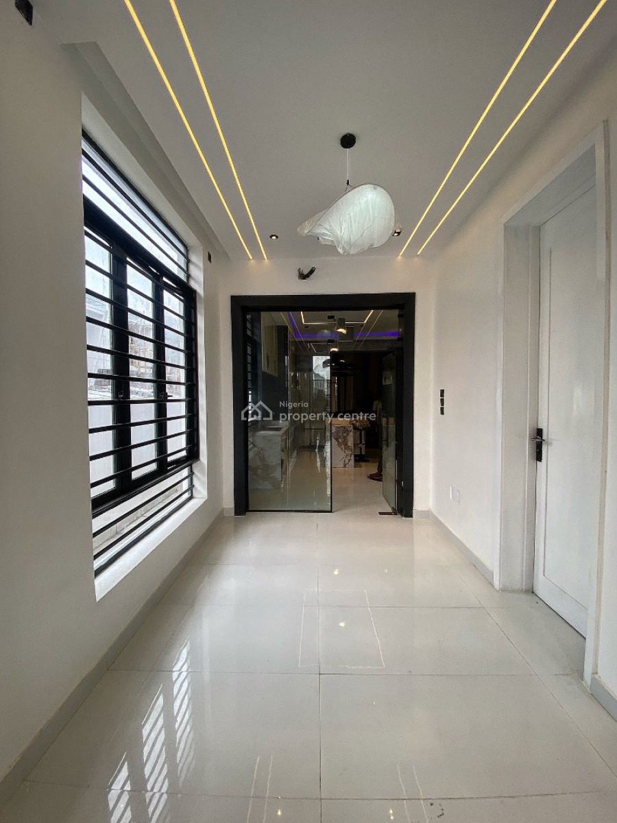 5 Bedroom Fully Detached Duplex with Bq, Ikota, Lekki, Lagos, Detached Duplex for Sale
