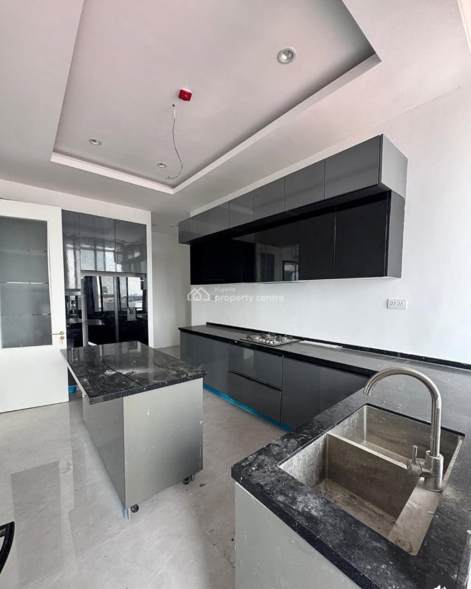Brand  New 3 Bedroom Apartment, Lekki Phase 1, Lekki, Lagos, Flat / Apartment for Rent