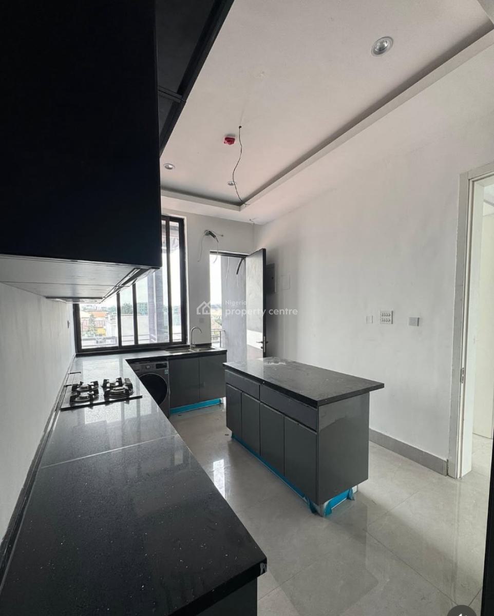 Brand  New 3 Bedroom Apartment, Lekki Phase 1, Lekki, Lagos, Flat / Apartment for Rent