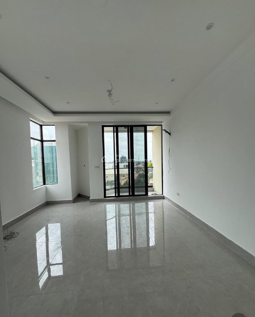 Brand  New 3 Bedroom Apartment, Lekki Phase 1, Lekki, Lagos, Flat / Apartment for Rent
