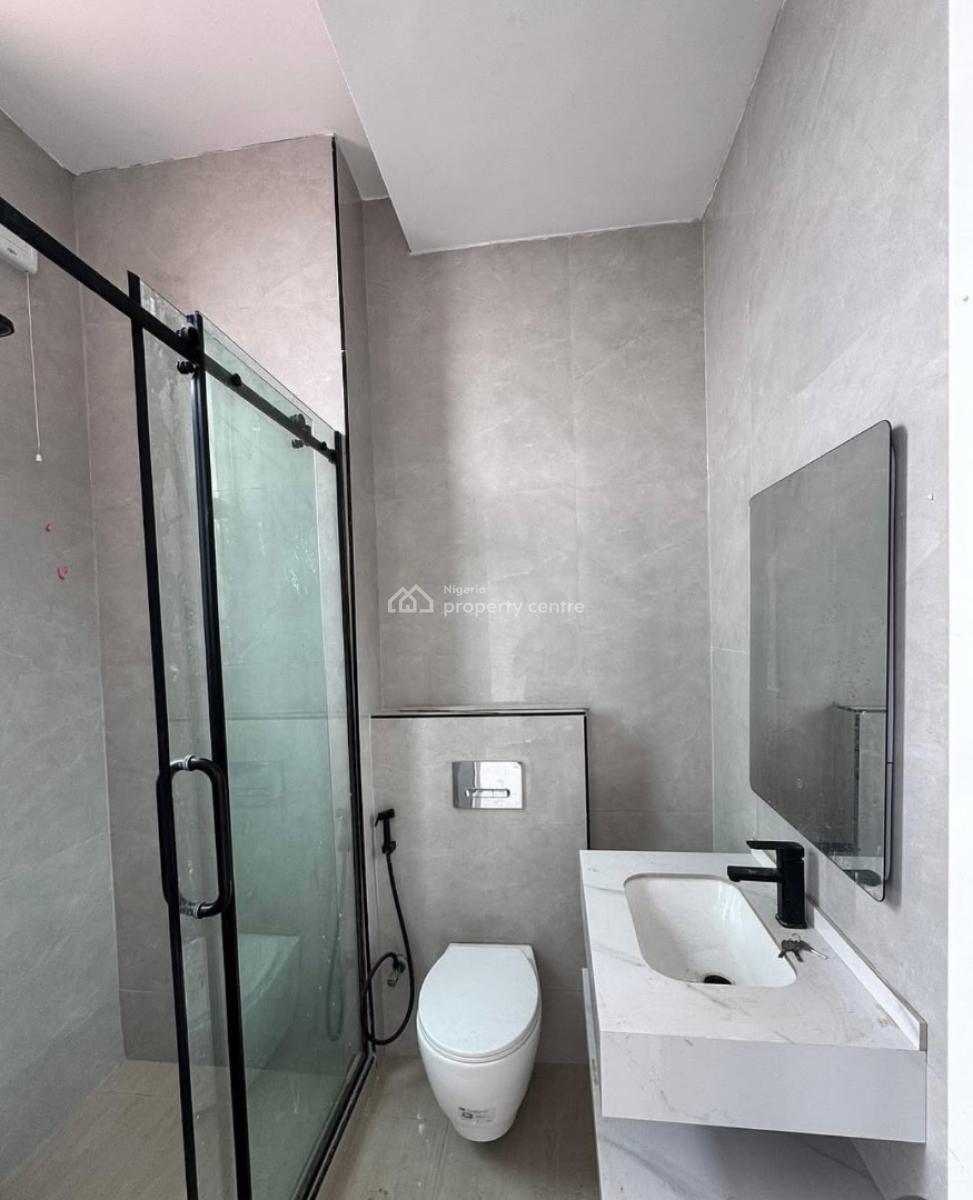 Brand  New 3 Bedroom Apartment, Lekki Phase 1, Lekki, Lagos, Flat / Apartment for Rent