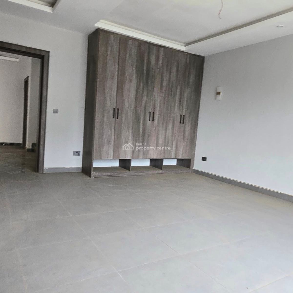 Brand New and Beautifully Designed 4 Bedroom Duplex, Bq, Tarred Road, Guzape District, Abuja, Terraced Duplex for Sale