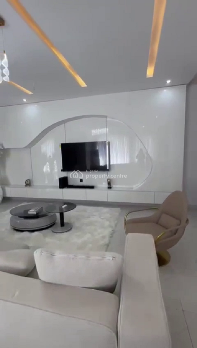 Nicely Furnished 2 Bedroom Apartment, Lekki Phase 1, Lekki, Lagos, Flat / Apartment Short Let