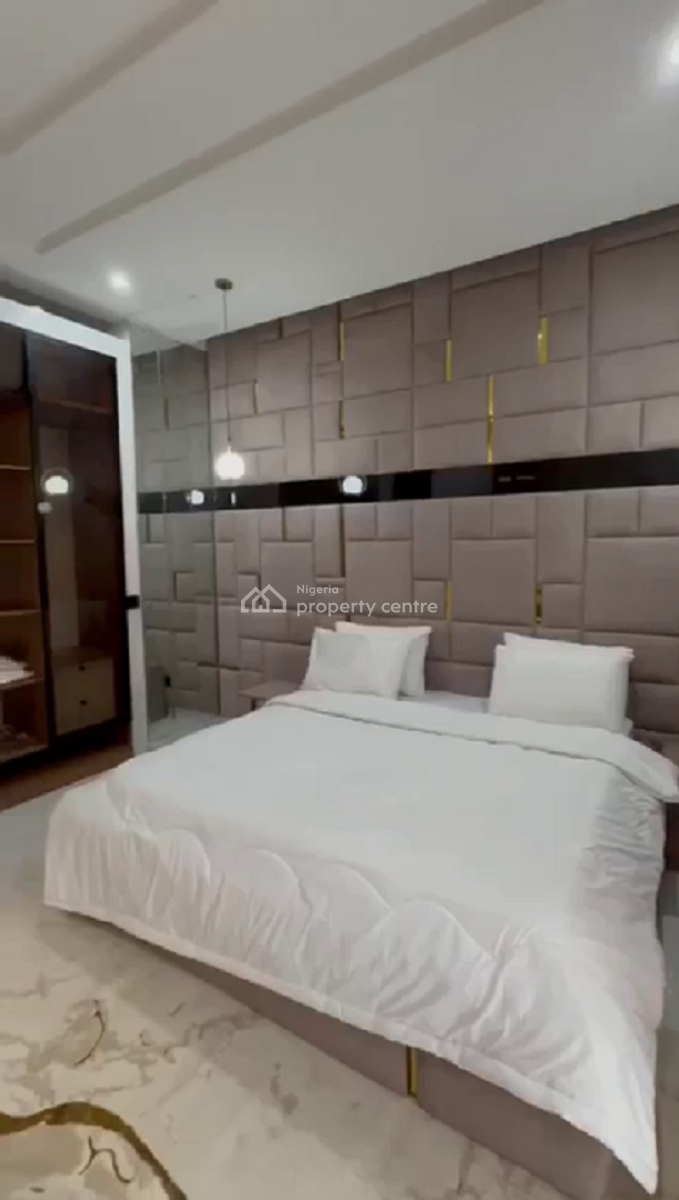 Nicely Furnished 2 Bedroom Apartment, Lekki Phase 1, Lekki, Lagos, Flat / Apartment Short Let