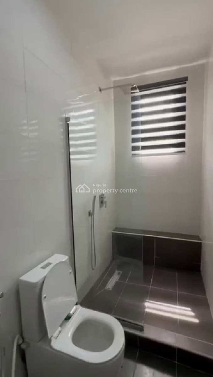 Nicely Furnished 2 Bedroom Apartment, Lekki Phase 1, Lekki, Lagos, Flat / Apartment Short Let