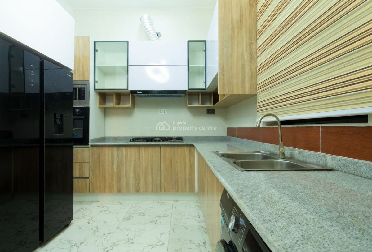 Nicely Furnished 4 Bedroom Apartment, Orchid, Lekki, Lagos, Flat / Apartment Short Let