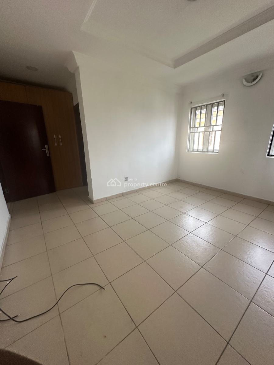 Four Bedroom Duplex for Commercial Use, Lekki Phase 1, Lekki, Lagos, Commercial Property for Rent