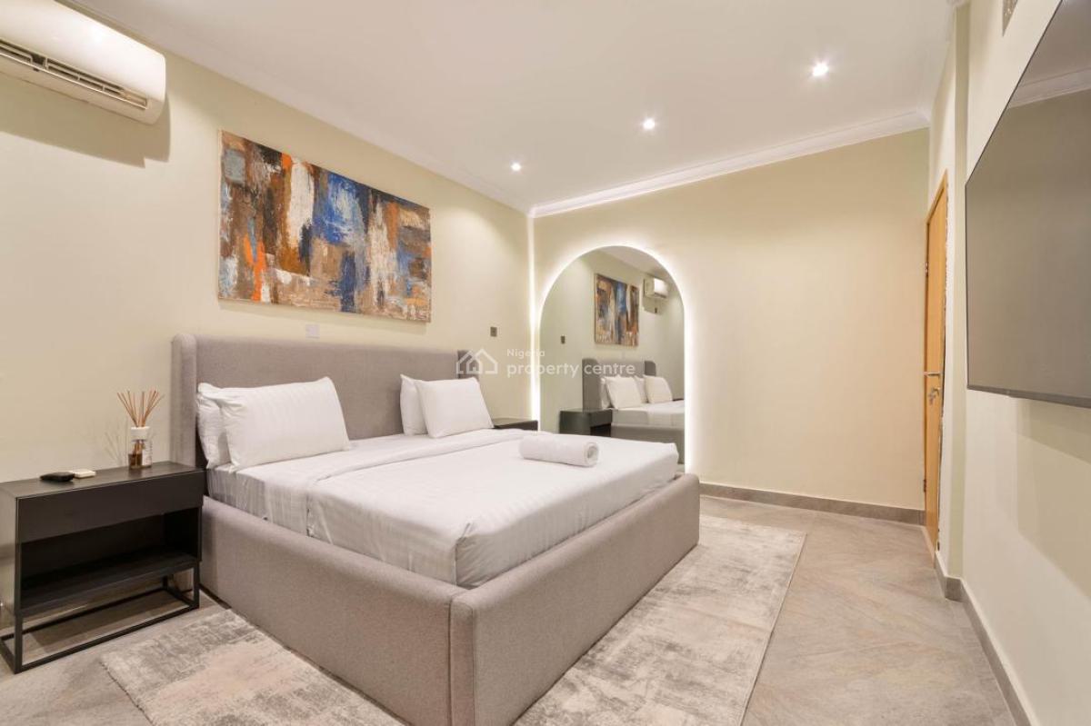 Luxury One Bedroom Apartment with Swimming Pool and Gym, Lekki Phase 1, Lekki, Lagos, Mini Flat (room and Parlour) Short Let