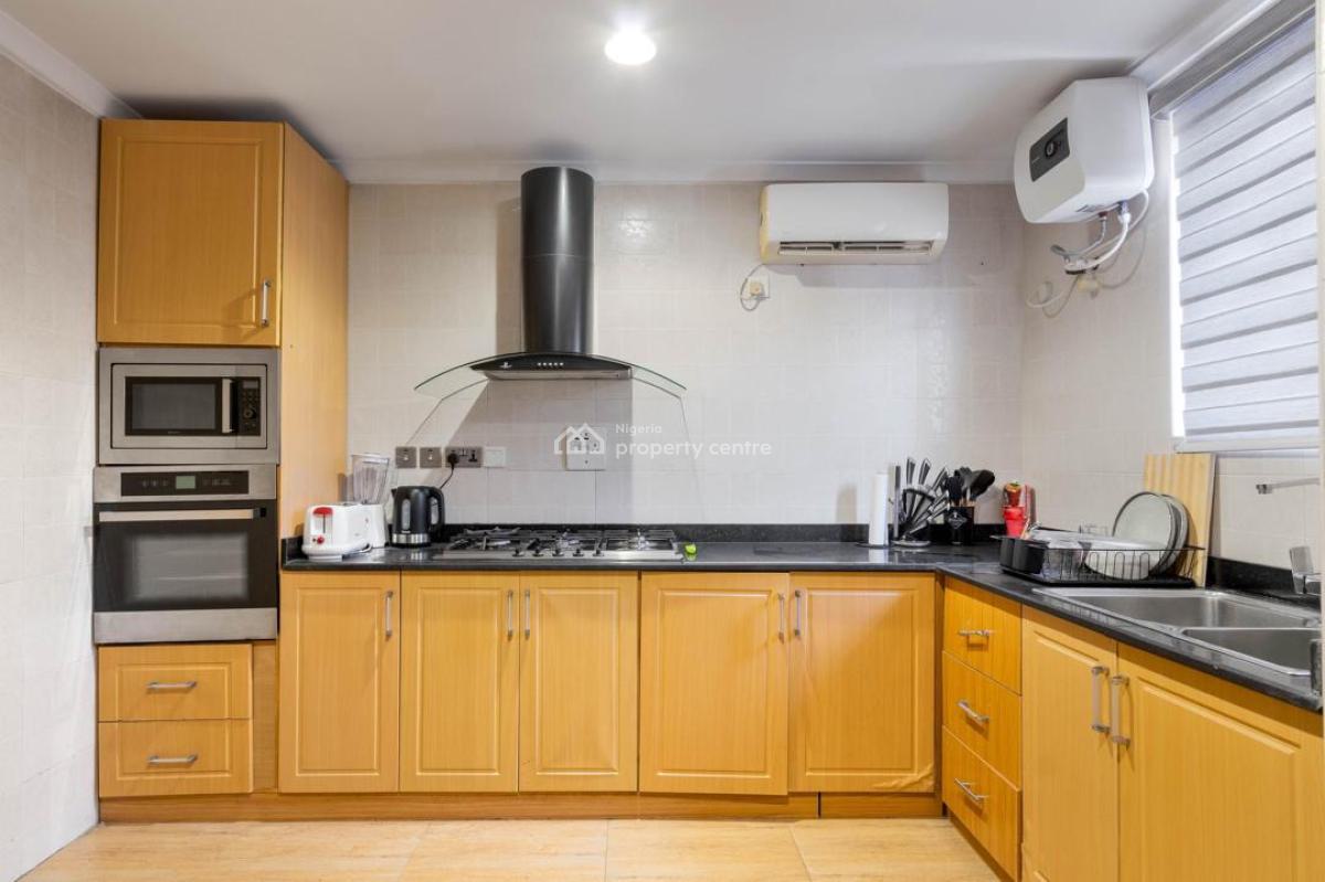 Luxury One Bedroom Apartment with Swimming Pool and Gym, Lekki Phase 1, Lekki, Lagos, Mini Flat (room and Parlour) Short Let