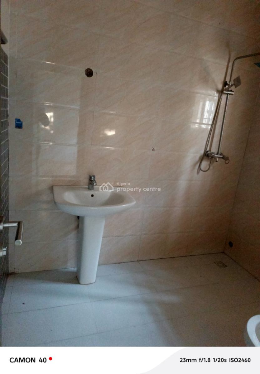Spacious 4 Bedroom Duplex with Bq, Idu Inside in Estate, Idu Industrial, Abuja, Semi-detached Duplex for Rent