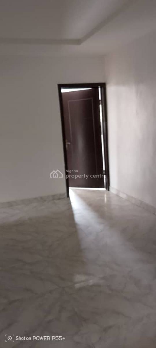 Newly Renovated 3 Bedroom Flat, Akoka, Yaba, Lagos, Flat / Apartment for Rent