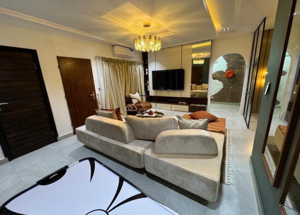 Luxury 2 Bedroom Apartment, Freedom Way, Lekki Phase 1, Lekki, Lagos, Flat / Apartment Short Let