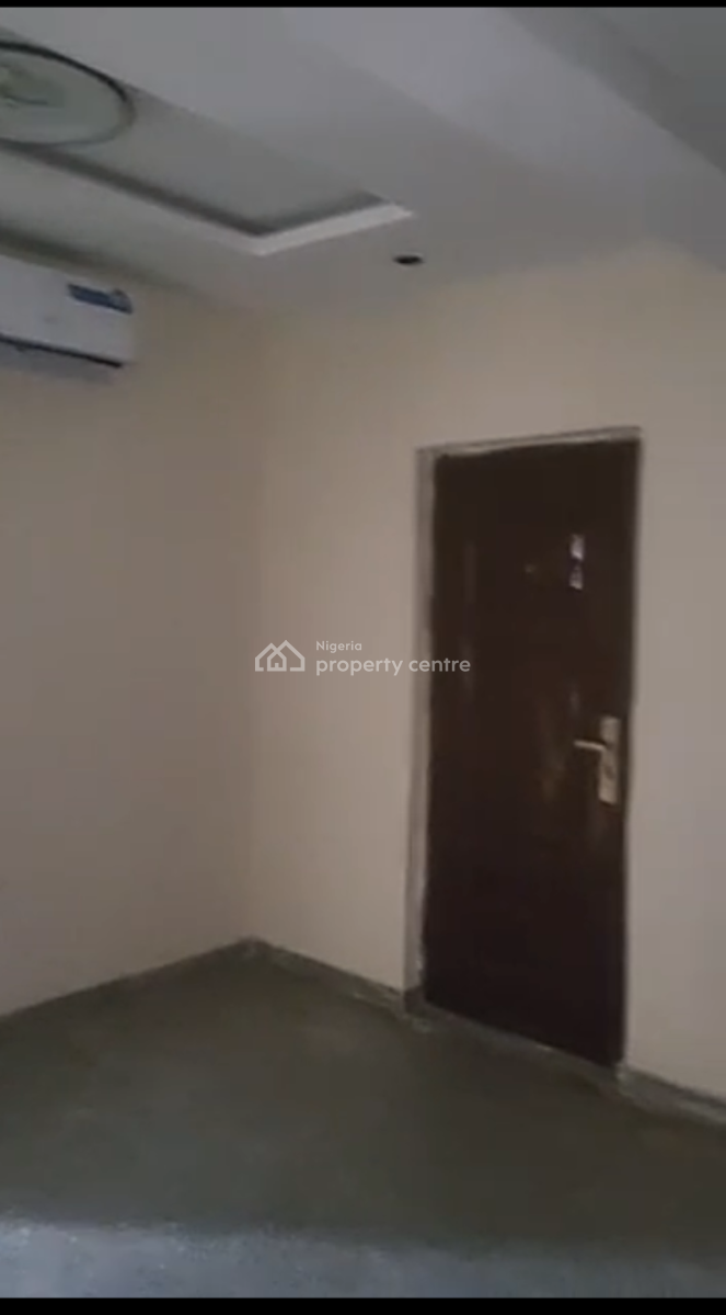 Fully Serviced 2bed Room Flat at Ajao Estate, Ajao Estate Anthony Village, Anthony, Maryland, Lagos, Flat / Apartment for Rent