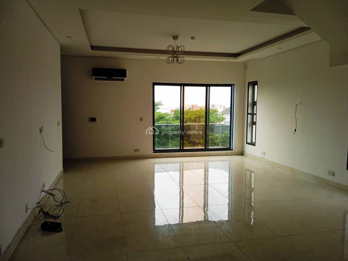 Fully Serviced Lovely 4 Bedroom Maisonette with Bq, Banana Island, Ikoyi, Lagos, Flat / Apartment for Rent