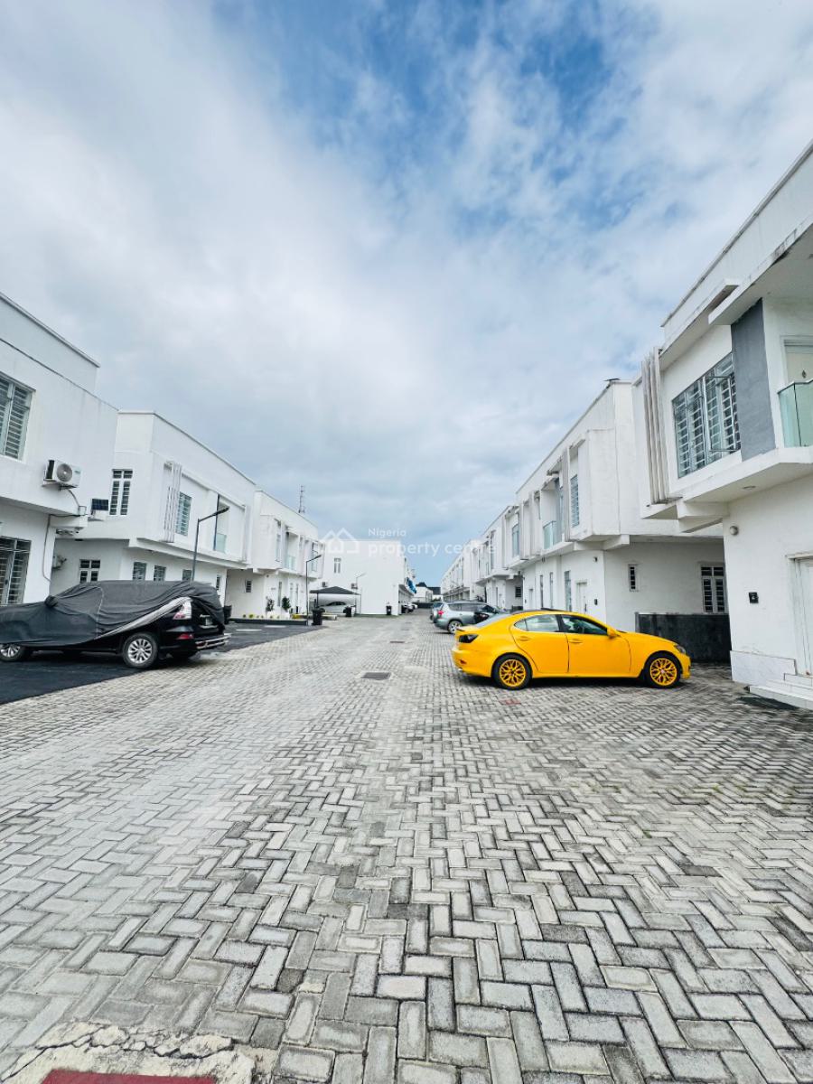 Spacious 4bedrms Semi Detached Duplex with Bq 10m, Conservation, Lekki, Lagos, Detached Duplex for Rent