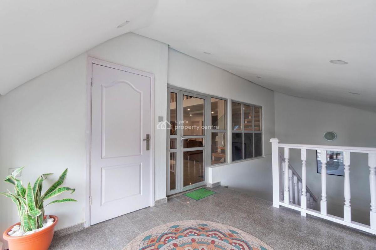 Waterfront 3 Bedroom Maisonette with Swimming Pool, Gym and Snooker, Westron Court, Off Admiralty Road Lekki, Lekki Phase 1, Lekki, Lagos, Flat / Apartment Short Let