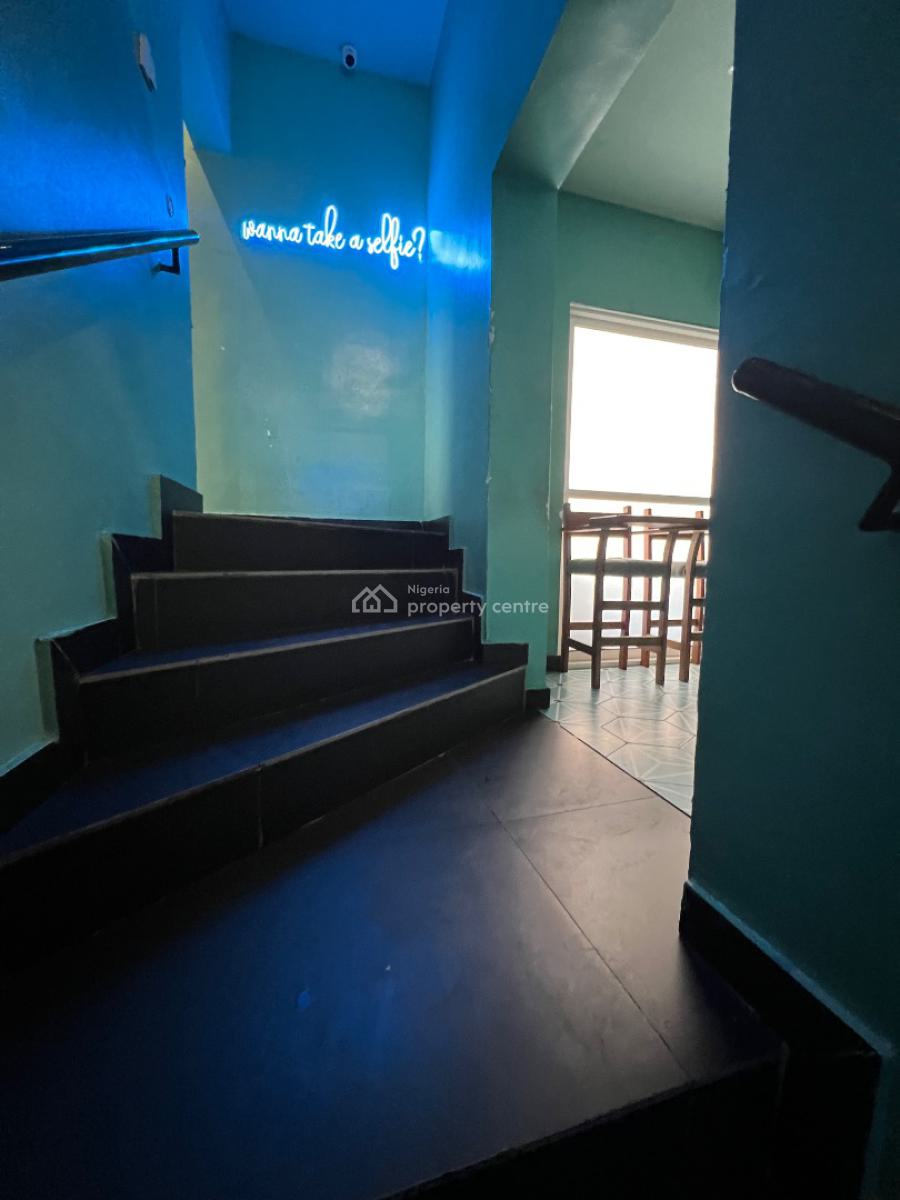Super Clean 7-bedroom Detached Commercial Duplex with 2-bedroom Bq., Victoria Island (vi), Lagos, Commercial Property for Rent