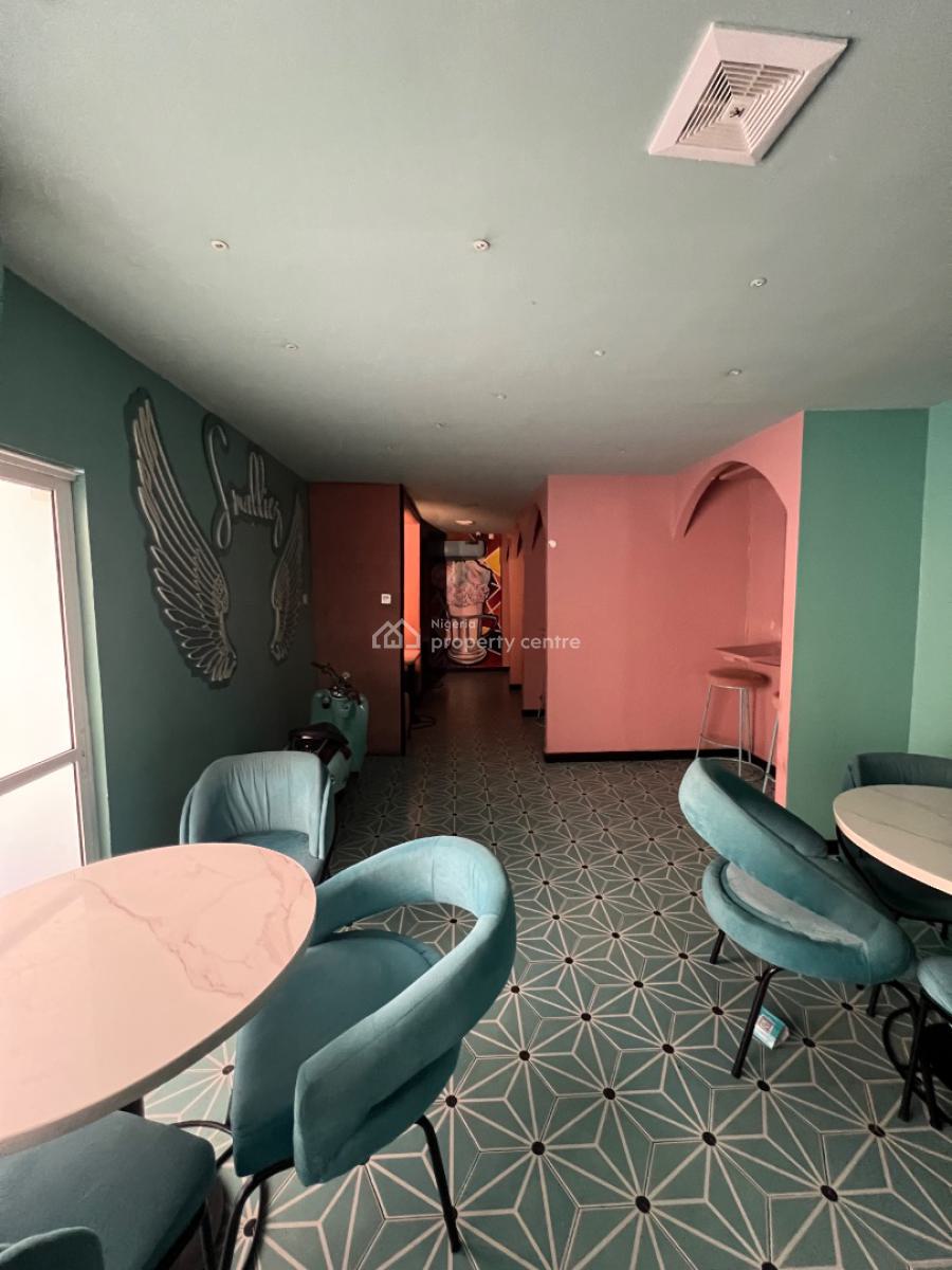 Super Clean 7-bedroom Detached Commercial Duplex with 2-bedroom Bq., Victoria Island (vi), Lagos, Commercial Property for Rent