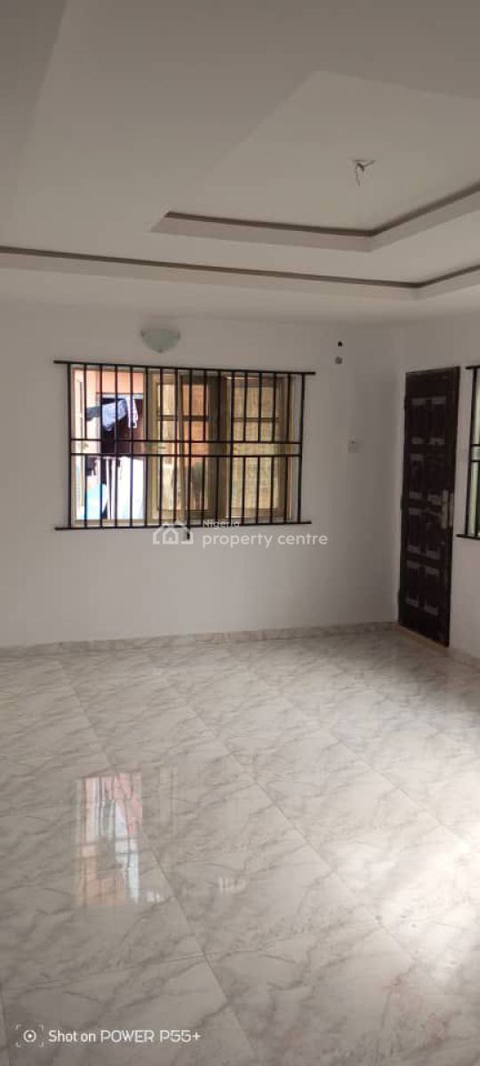 Lovely 3 Bedroom Flat, Akoka, Yaba, Lagos, Flat / Apartment for Rent