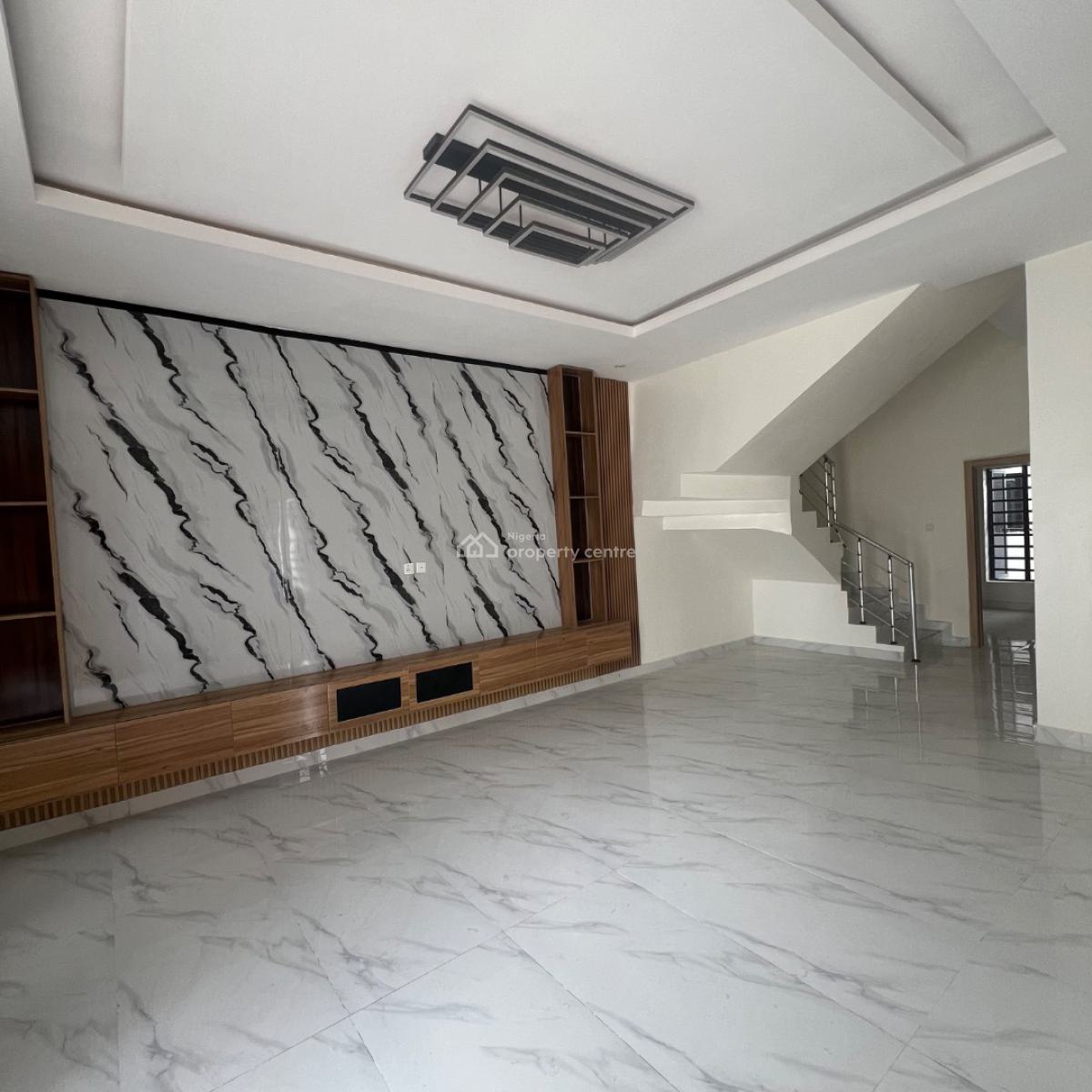 4 Bedrooms & Bq, Ikota, Lekki, Lagos, Semi-detached Duplex for Sale