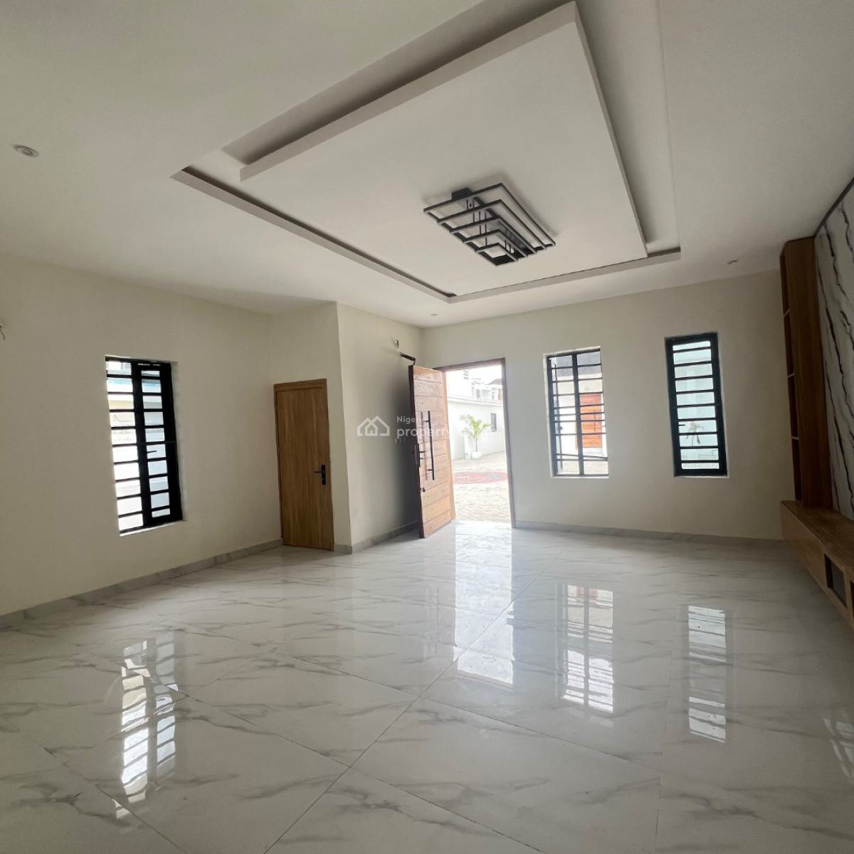 4 Bedrooms & Bq, Ikota, Lekki, Lagos, Semi-detached Duplex for Sale