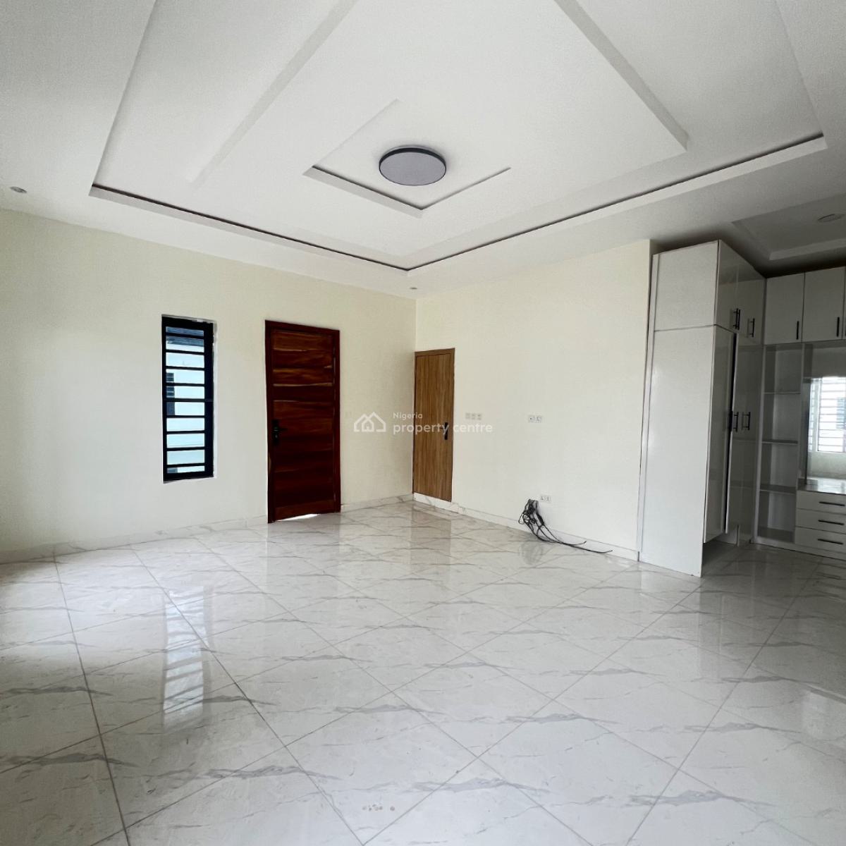 4 Bedrooms & Bq, Ikota, Lekki, Lagos, Semi-detached Duplex for Sale