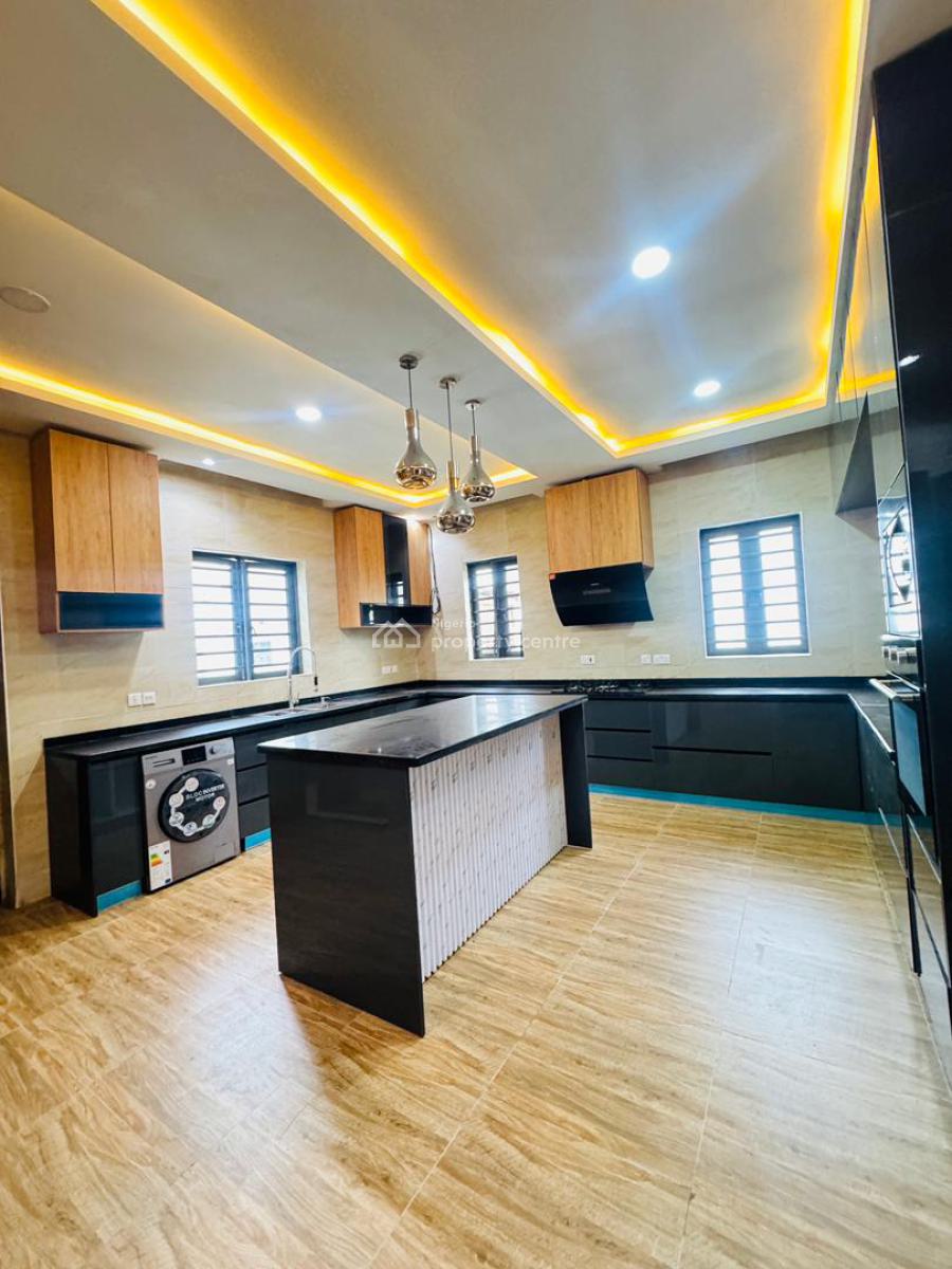 5 Bedrooms Detached Duplex with Rooftop Terrace, Royal Gardens, Lekki, Lagos, Detached Duplex for Sale