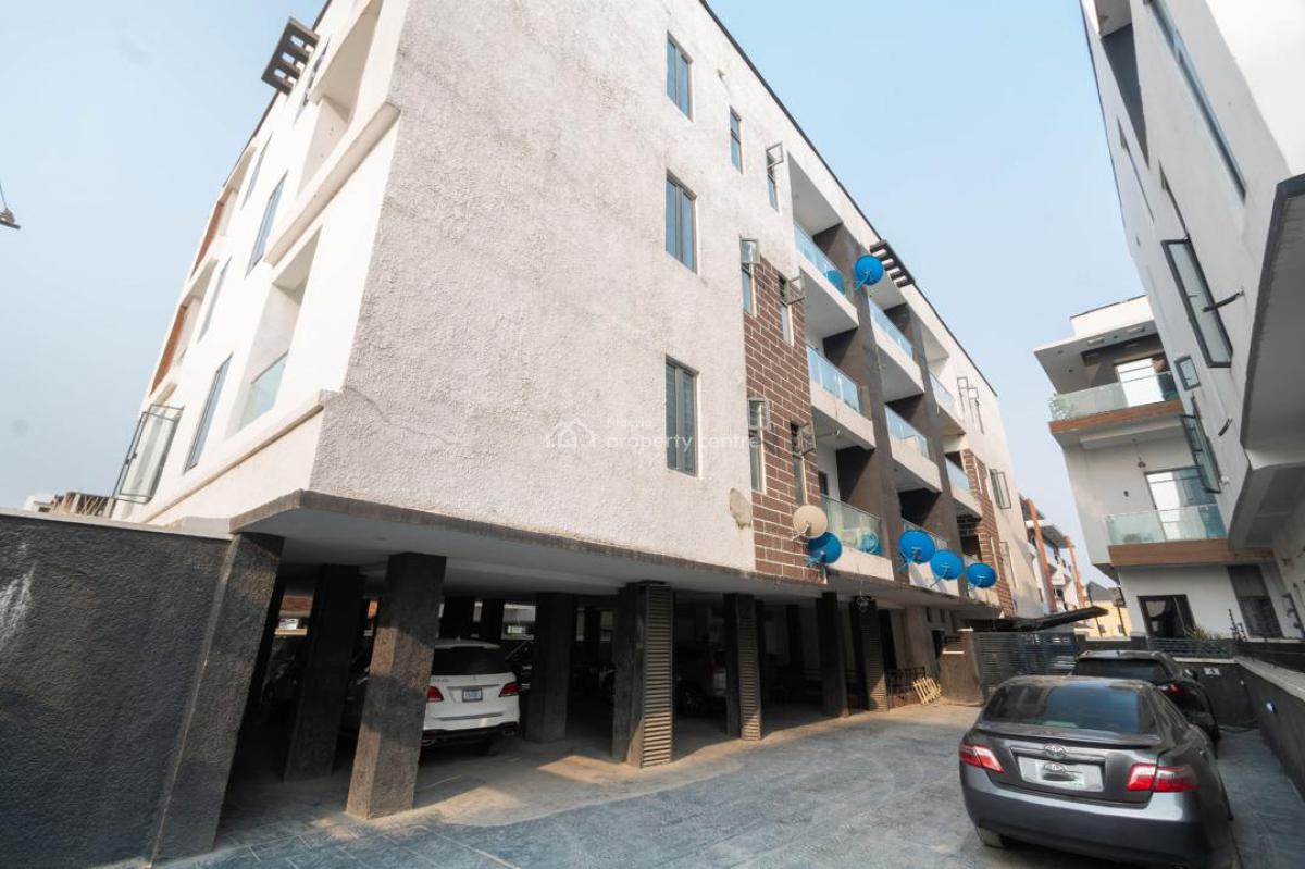 2 Bedroom Apartment with Football Table, Swimming Pool, Gym, Ps5 and, Off Freedom Way, Lekki Phase 1, Lekki, Lagos, Flat / Apartment Short Let
