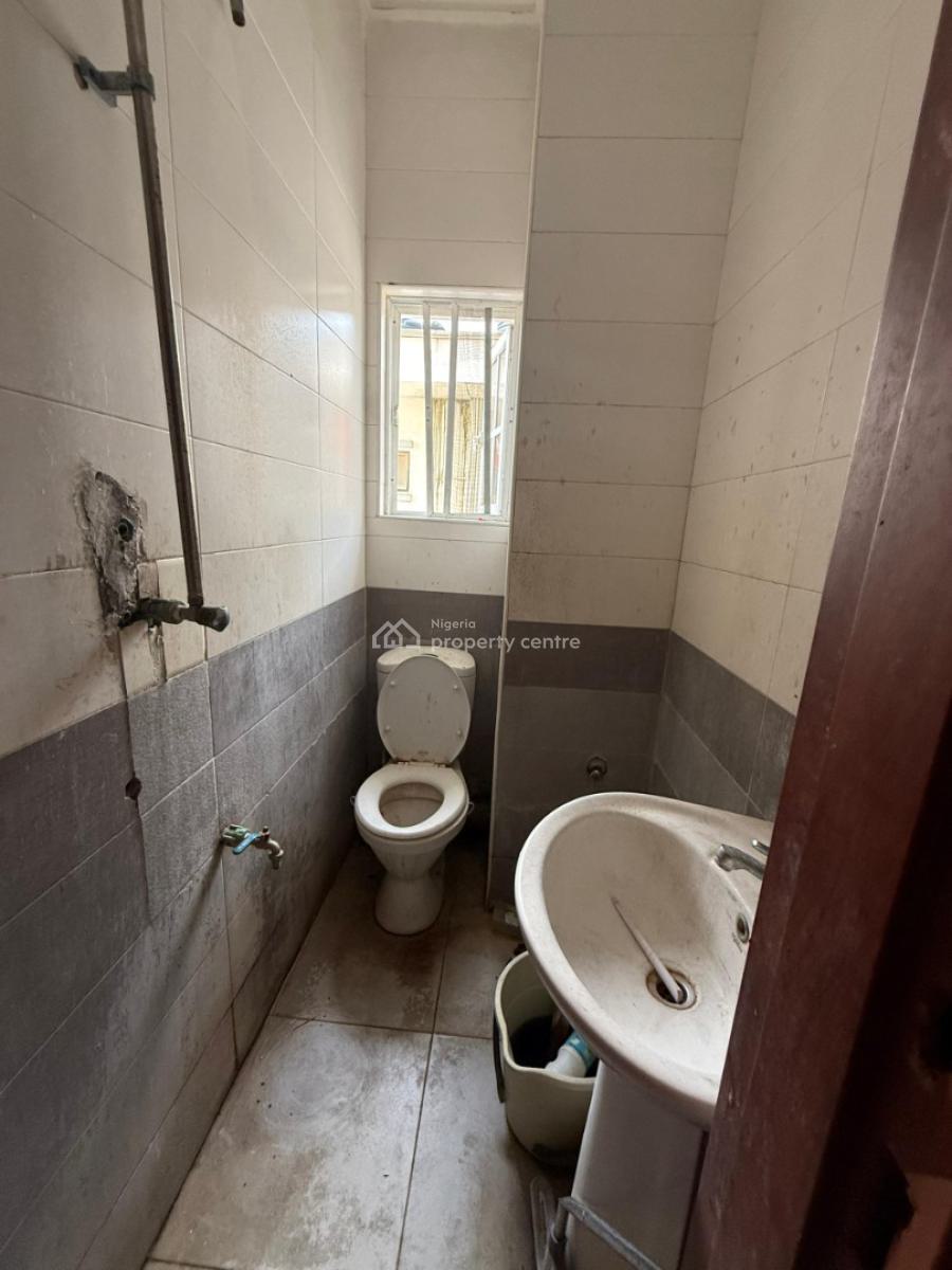 Well Maintained 11 Units of 3 Bedroom Apartment, Victoria Lsland, Victoria Island (vi), Lagos, Flat / Apartment for Rent