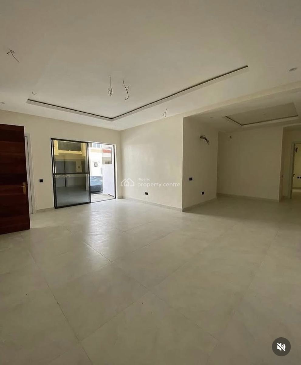 Luxury and Spacious 3 Bedroom Apartment with Swimming Pool, Ologolo, Lekki, Lagos, Flat / Apartment for Rent