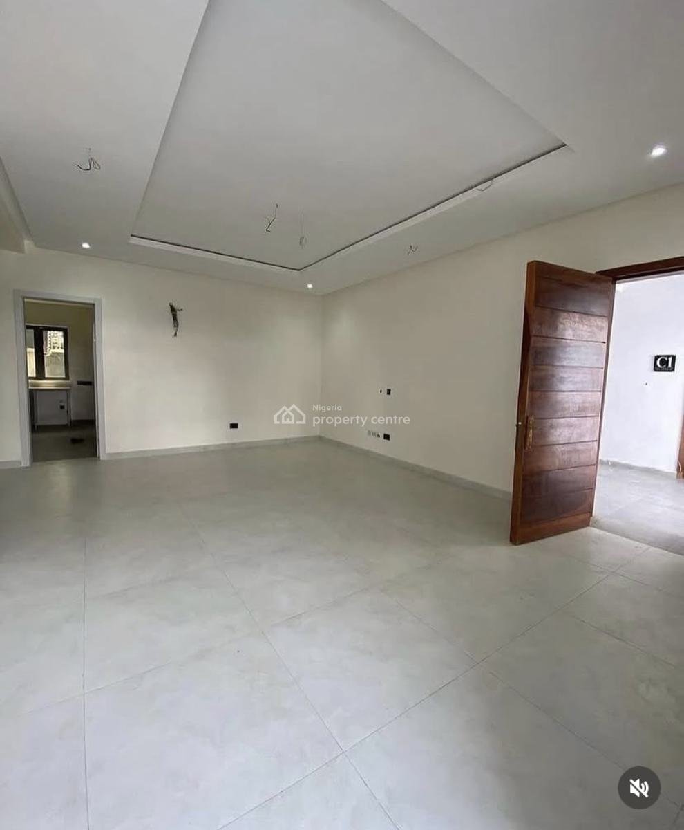 Luxury and Spacious 3 Bedroom Apartment with Swimming Pool, Ologolo, Lekki, Lagos, Flat / Apartment for Rent