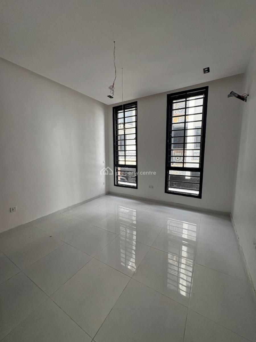 2 Bedroom Apartment, Ologolo, Lekki, Lagos, Flat / Apartment for Sale