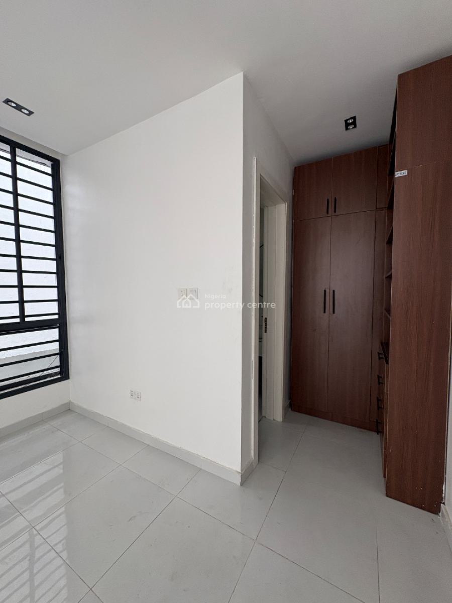 2 Bedroom Apartment, Ologolo, Lekki, Lagos, Flat / Apartment for Sale