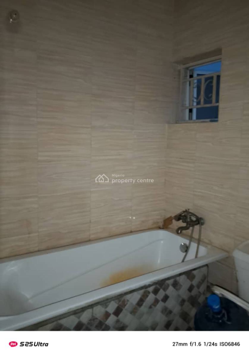 3 Bedroom Flat Upstairs, Lekki Scheme 2 Estate, Ajah, Lagos, Flat / Apartment for Rent