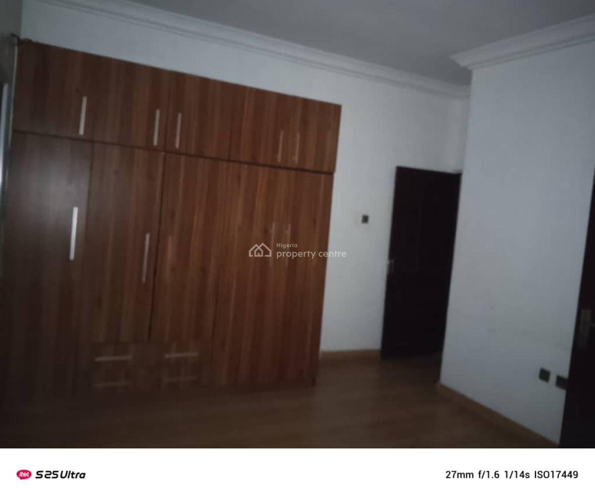3 Bedroom Flat Upstairs, Lekki Scheme 2 Estate, Ajah, Lagos, Flat / Apartment for Rent