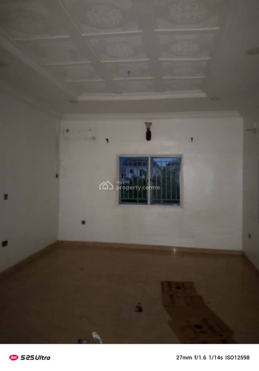 3 Bedroom Flat Upstairs, Lekki Scheme 2 Estate, Ajah, Lagos, Flat / Apartment for Rent