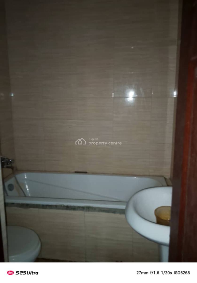 3 Bedroom Flat Upstairs, Lekki Scheme 2 Estate, Ajah, Lagos, Flat / Apartment for Rent