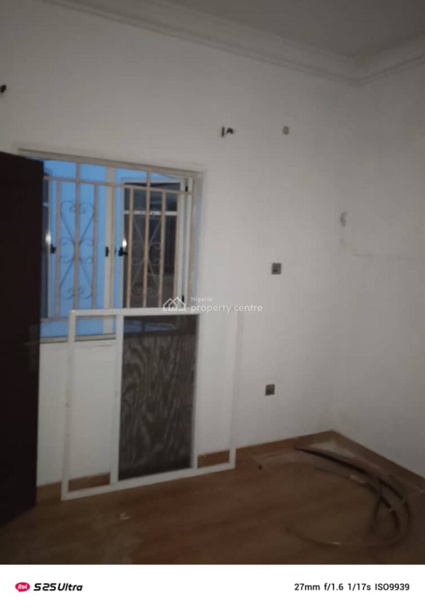 3 Bedroom Flat Upstairs, Lekki Scheme 2 Estate, Ajah, Lagos, Flat / Apartment for Rent