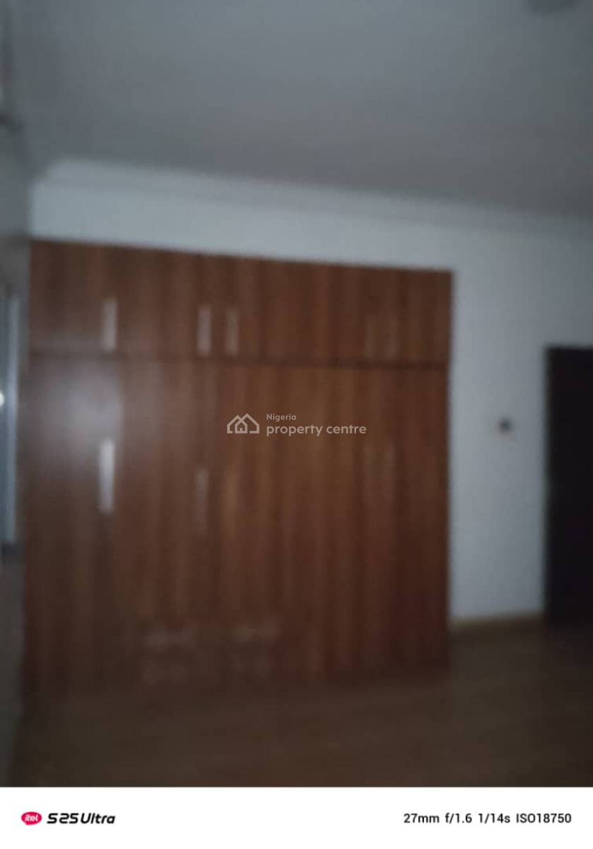 3 Bedroom Flat Upstairs, Lekki Scheme 2 Estate, Ajah, Lagos, Flat / Apartment for Rent