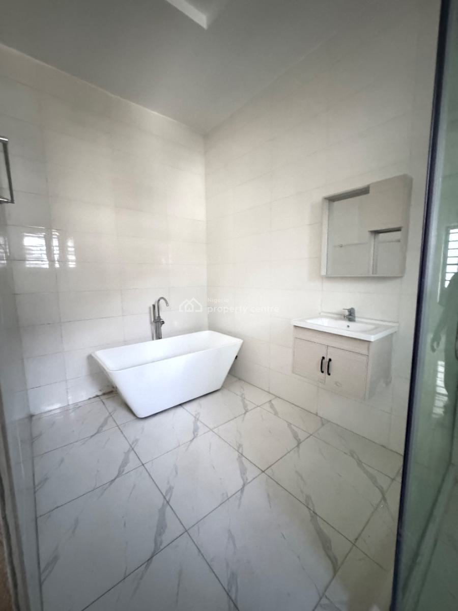 Beautiful 4 Bedroom Semi Detached Duplex with Bq, Vgc, Lekki, Lagos, Semi-detached Duplex for Sale