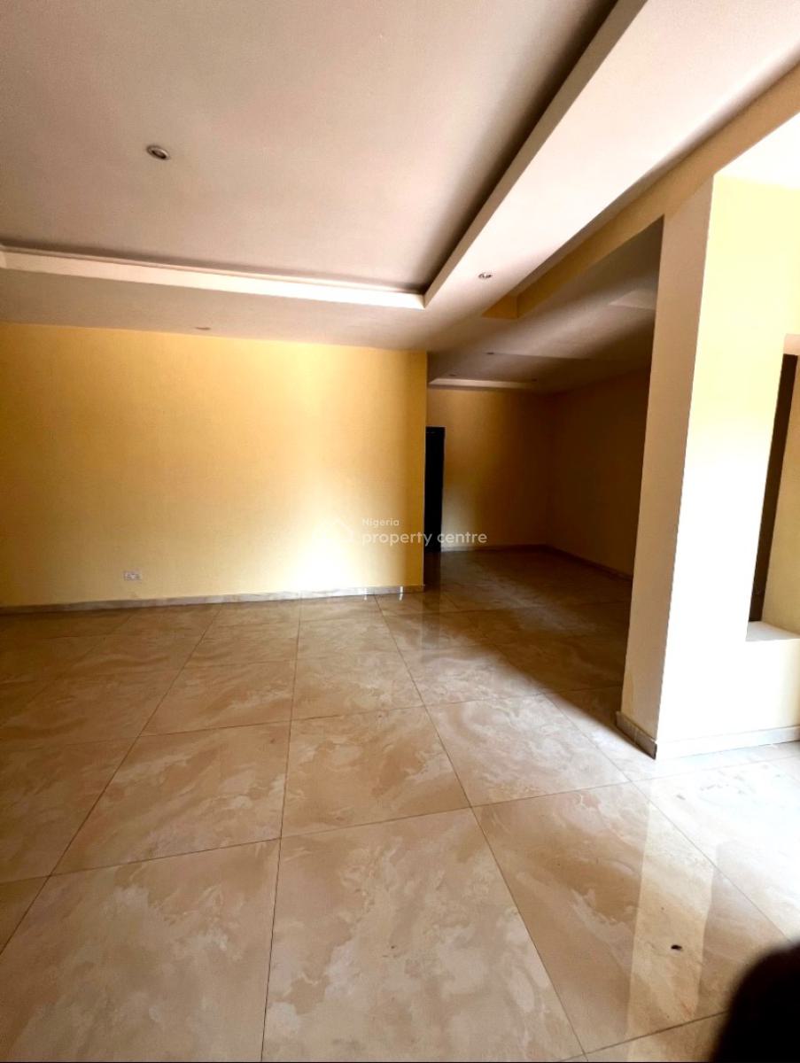 1 Bedroom Apartment, Lekki Phase 1, Lekki, Lagos, Mini Flat (room and Parlour) for Rent