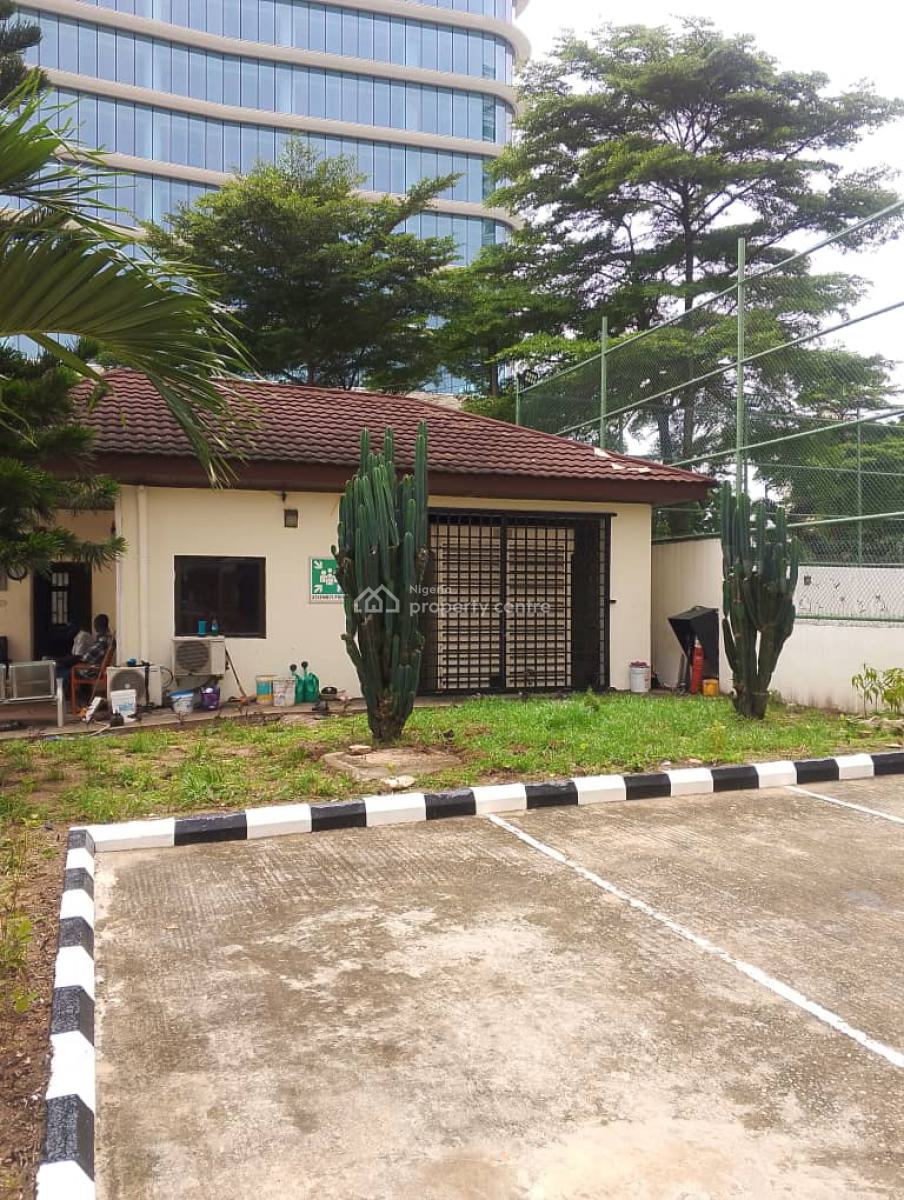 18 Units of 3 Bedrooms with Bq, Swimming Pool, Ikoyi, Lagos, Flat / Apartment for Rent