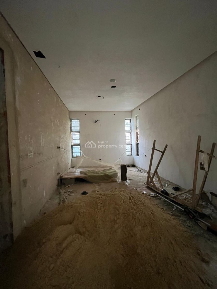 a Newly Built Offplan Apartment Plus Bq in a Great Location, Maryland, Lagos, Flat / Apartment for Sale