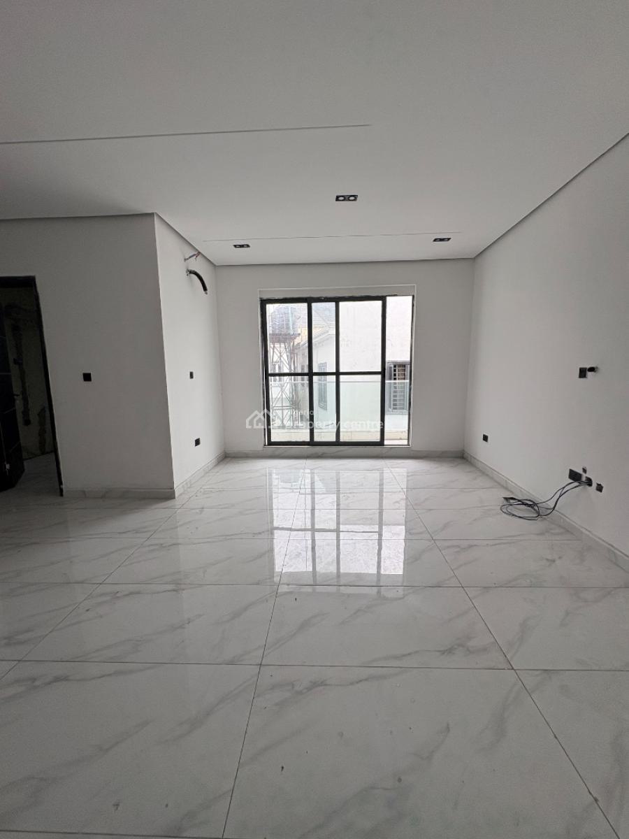 2 Bedroom Apartment, Ologolo, Lekki, Lagos, Flat / Apartment for Sale