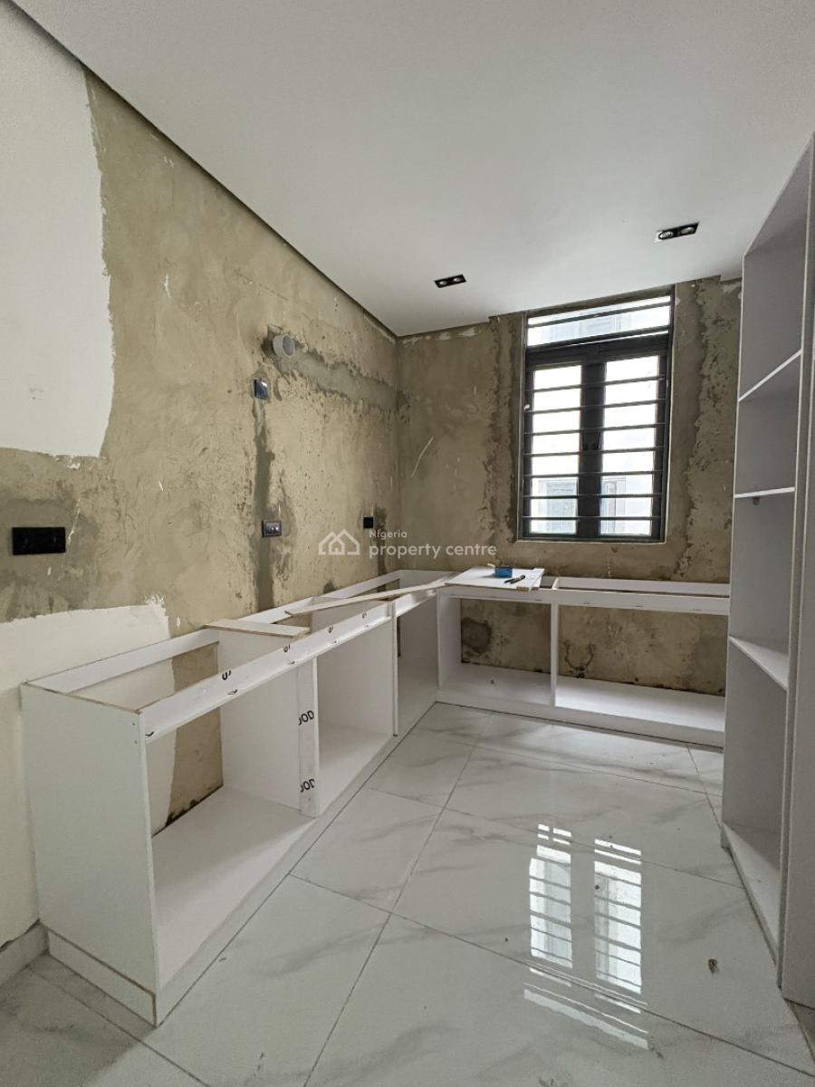 1 Bedroom Apartment, Ologolo, Lekki, Lagos, Flat / Apartment for Sale