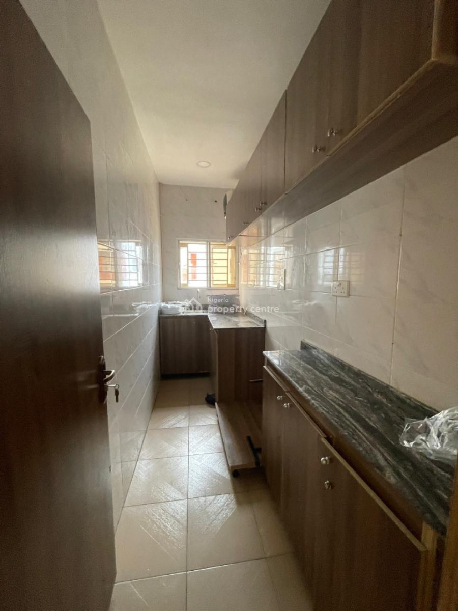 Luxury 3 Bedroom Block of Flats in an Estate, Behind Aso Radio, Katampe (main), Katampe, Abuja, Flat / Apartment for Rent